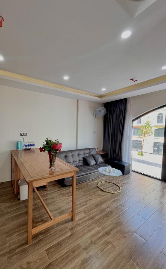 דואונג דונג Sk Boutique Hotel מראה חיצוני תמונה