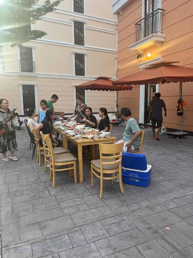 דואונג דונג Sk Boutique Hotel מראה חיצוני תמונה